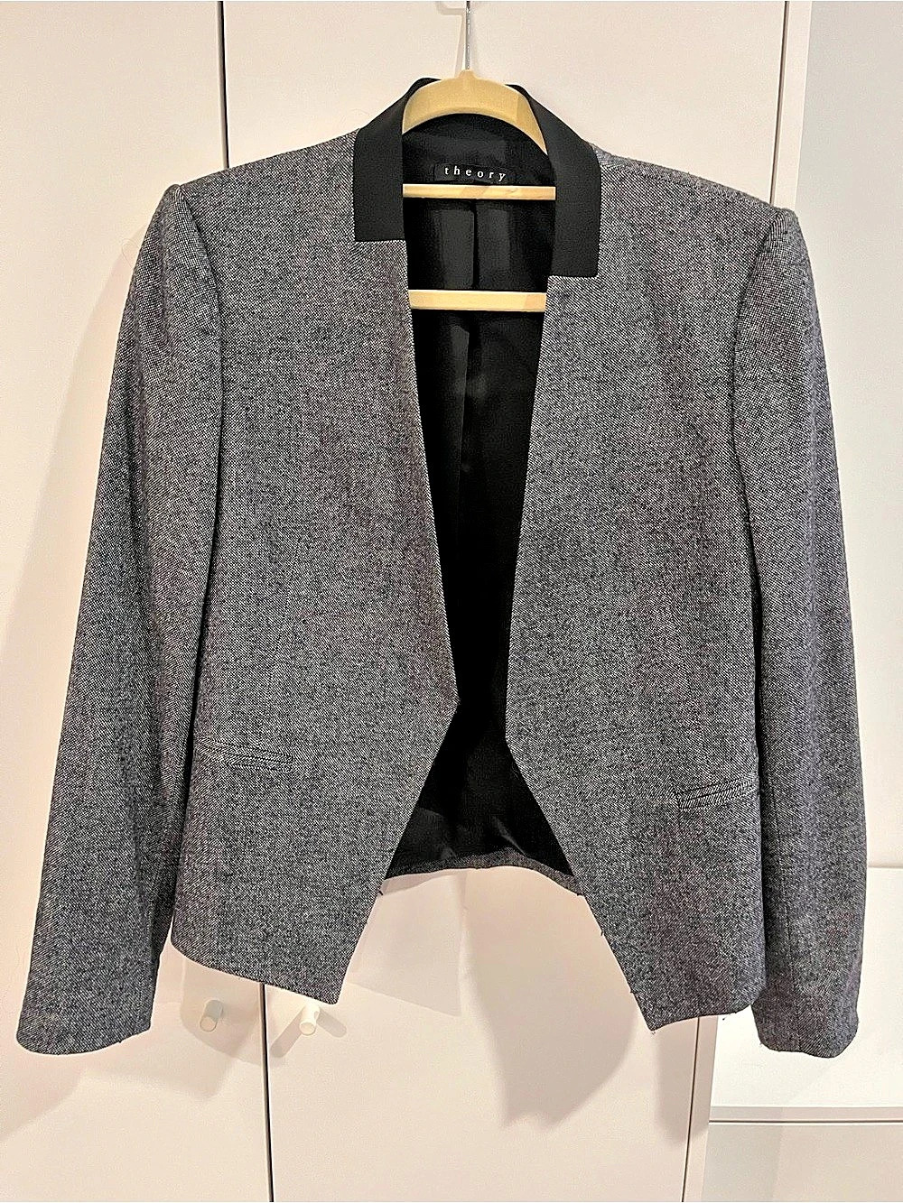 Theory Women's Gray / Navy Light Tweed Blazer Size 10